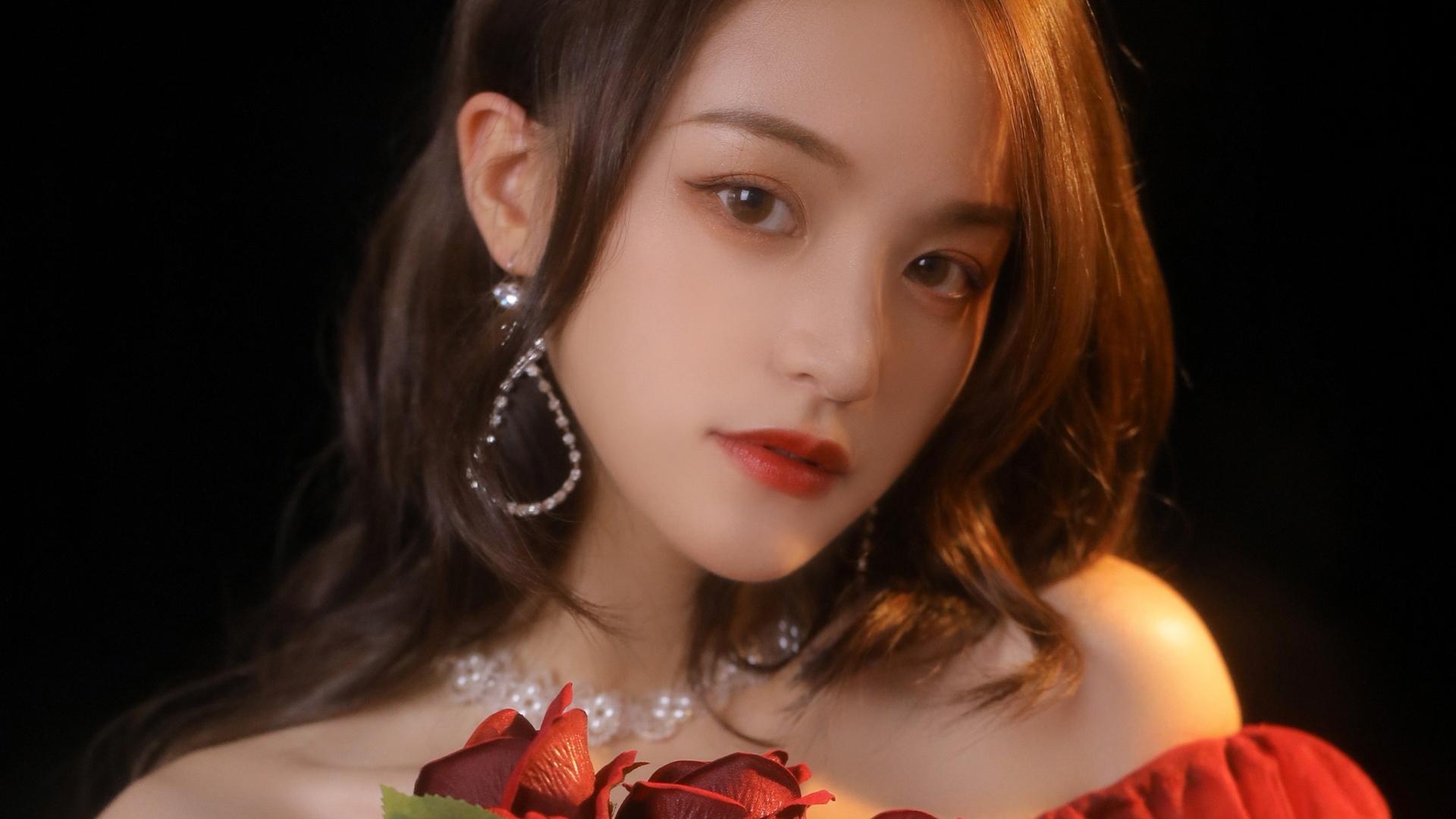 清纯,,红裙,一字肩,,娇媚,,