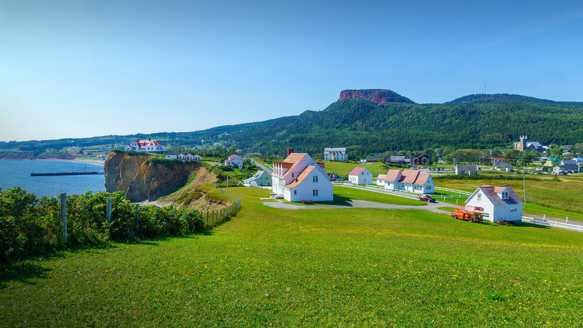 蓝天白云,,国外,唯美,风景,,草坪,,