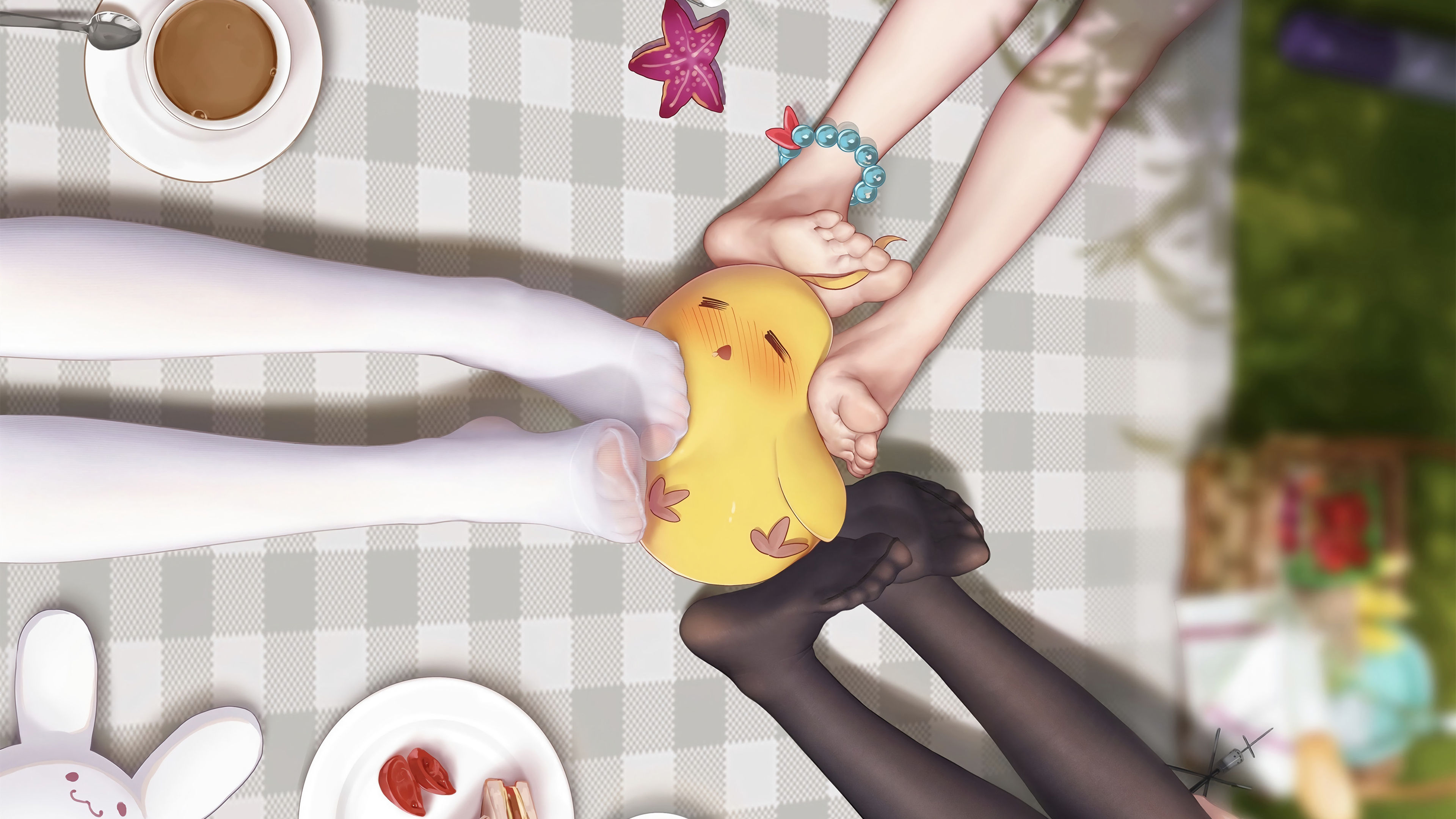 户外野餐,三个女孩,白色丝袜,黑色丝袜,养眼,美腿