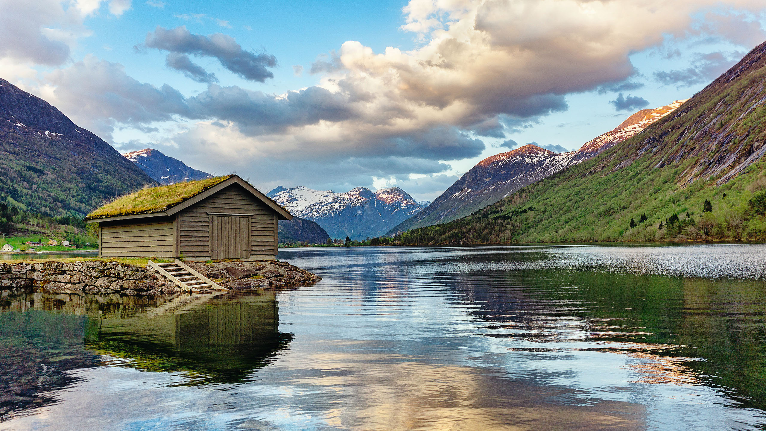 自然风光,木屋,倒影,峡谷,湖水