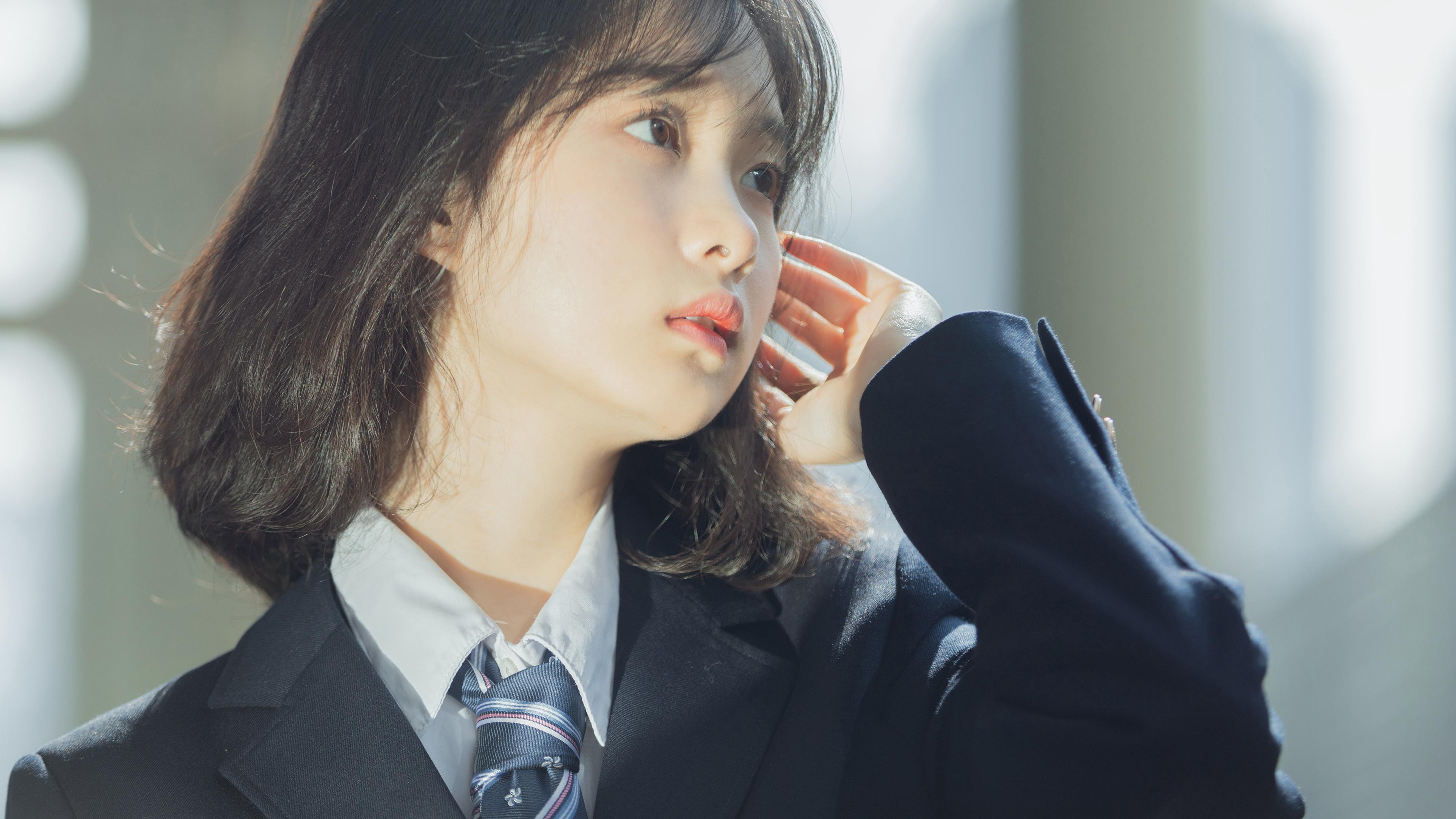 清纯,,,秀外慧中,,短发,,美女,,校服