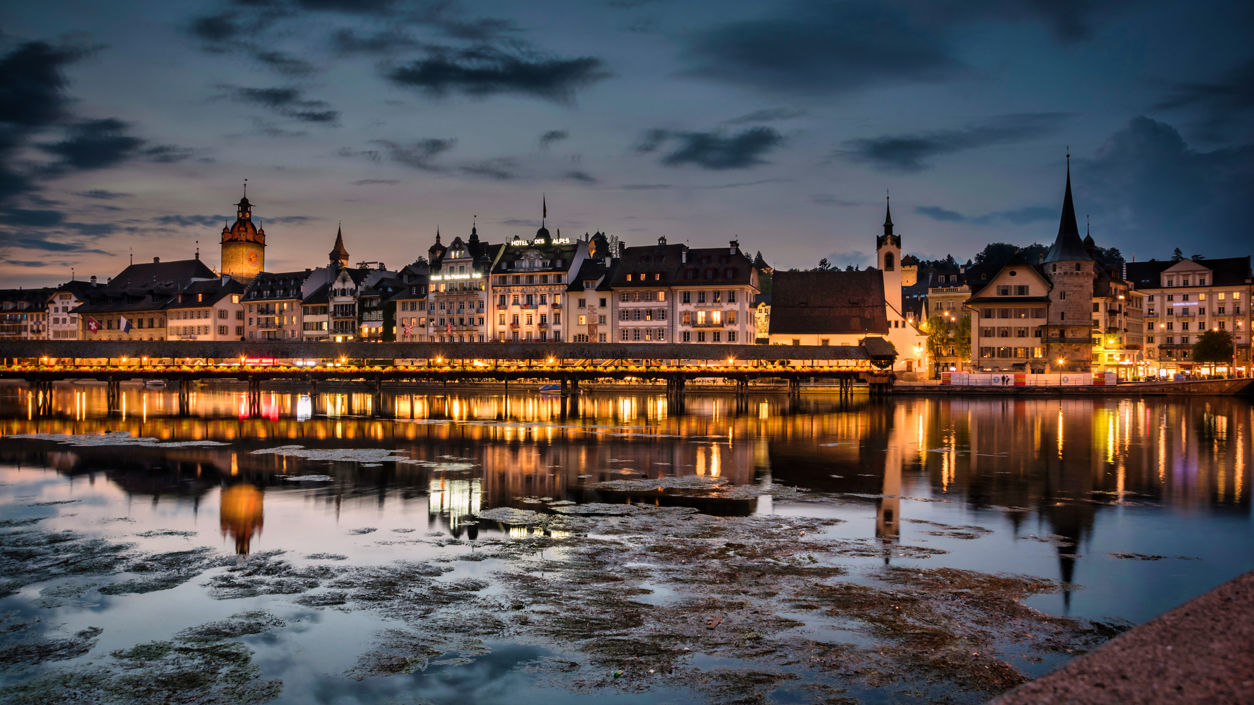城市夜景,卢塞恩,瑞士,河流,倒影