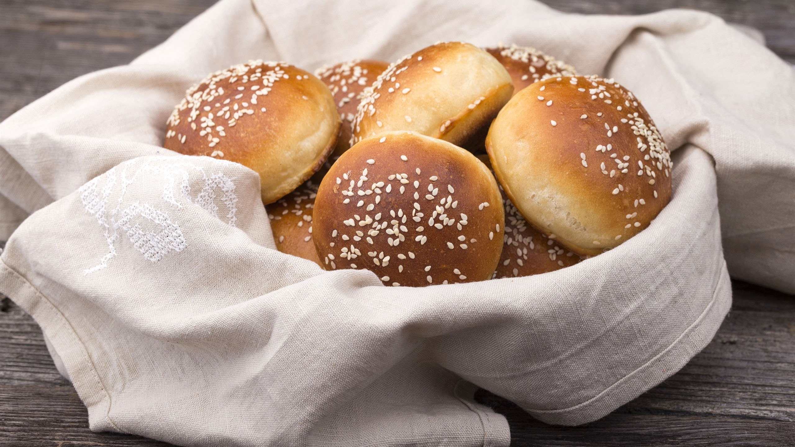 温馨一刻,面包,一堆面包