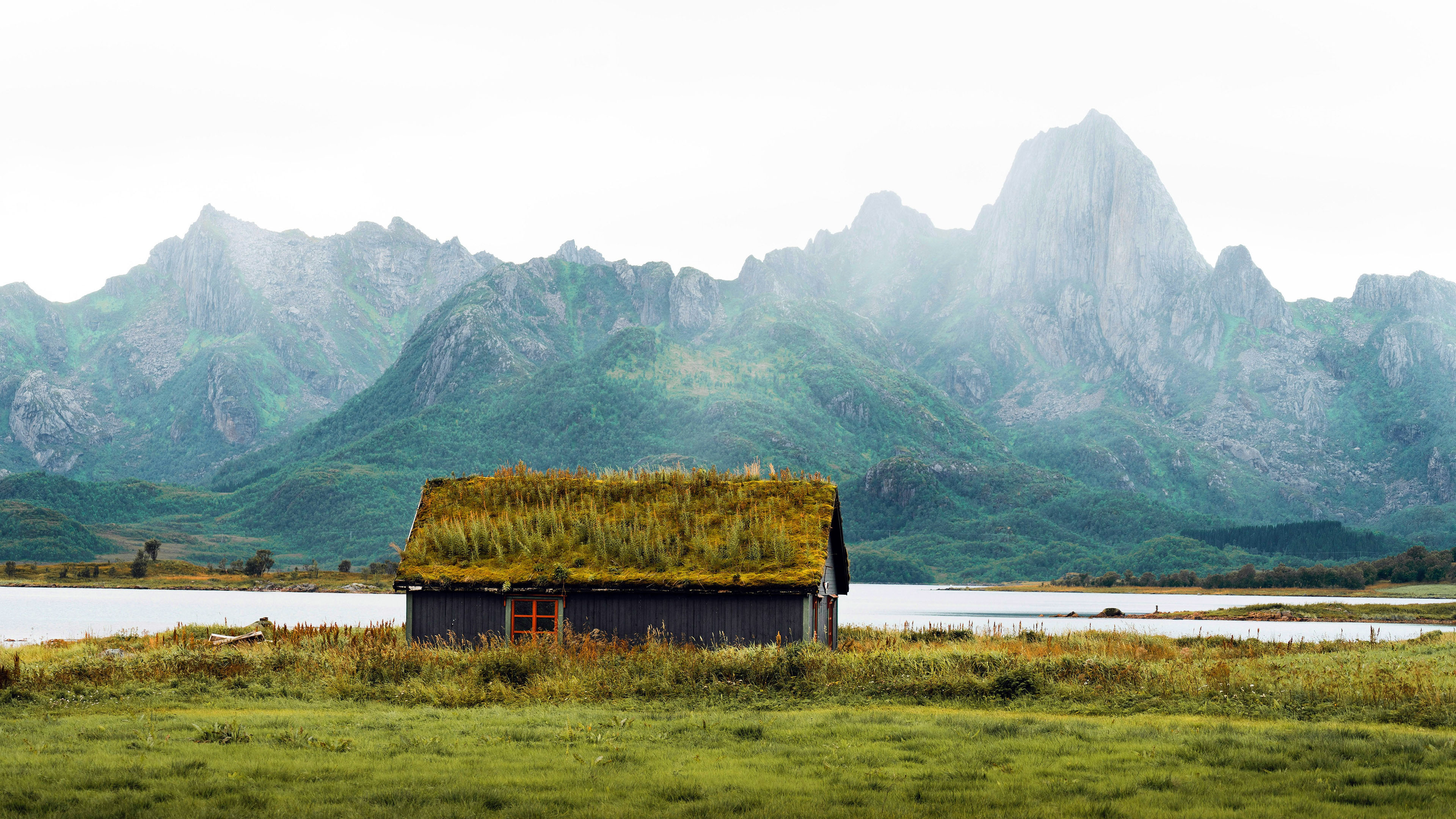春意盎然,茅草屋,江水,草地