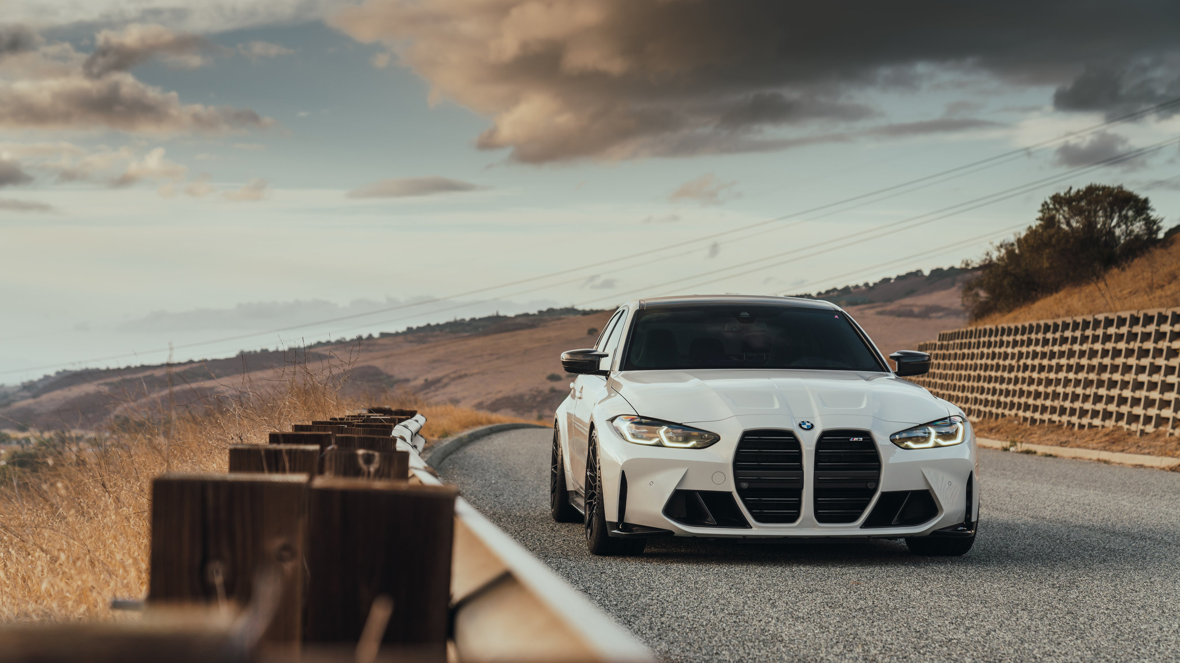 宝马,深秋,山顶