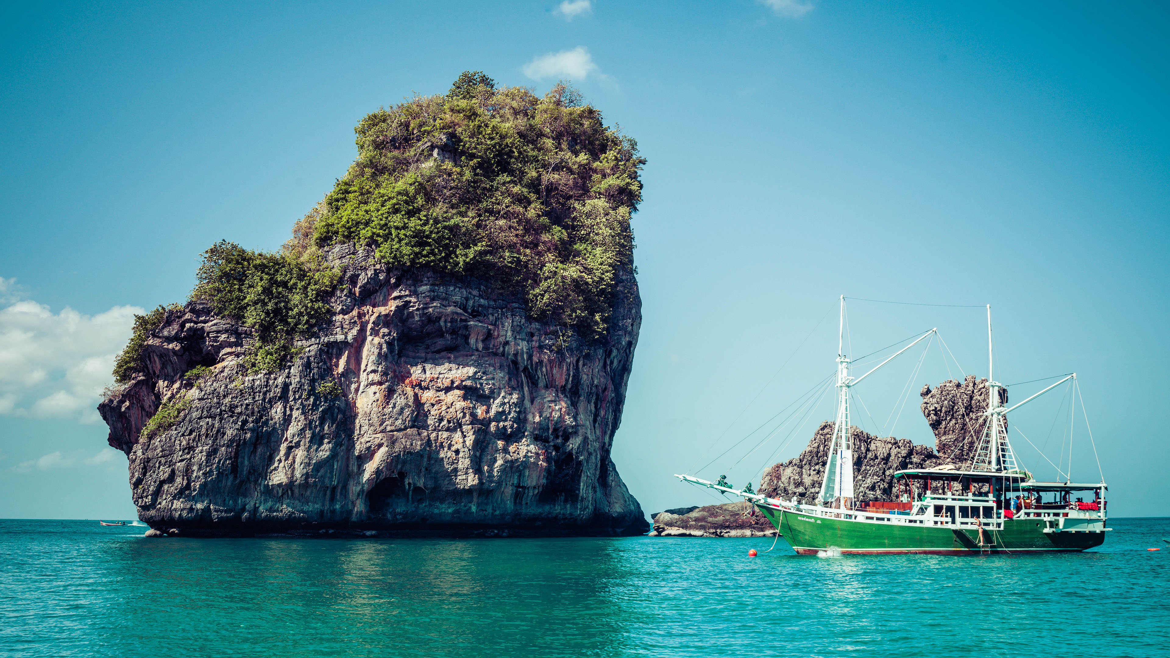 海洋天堂,礁石,轮船