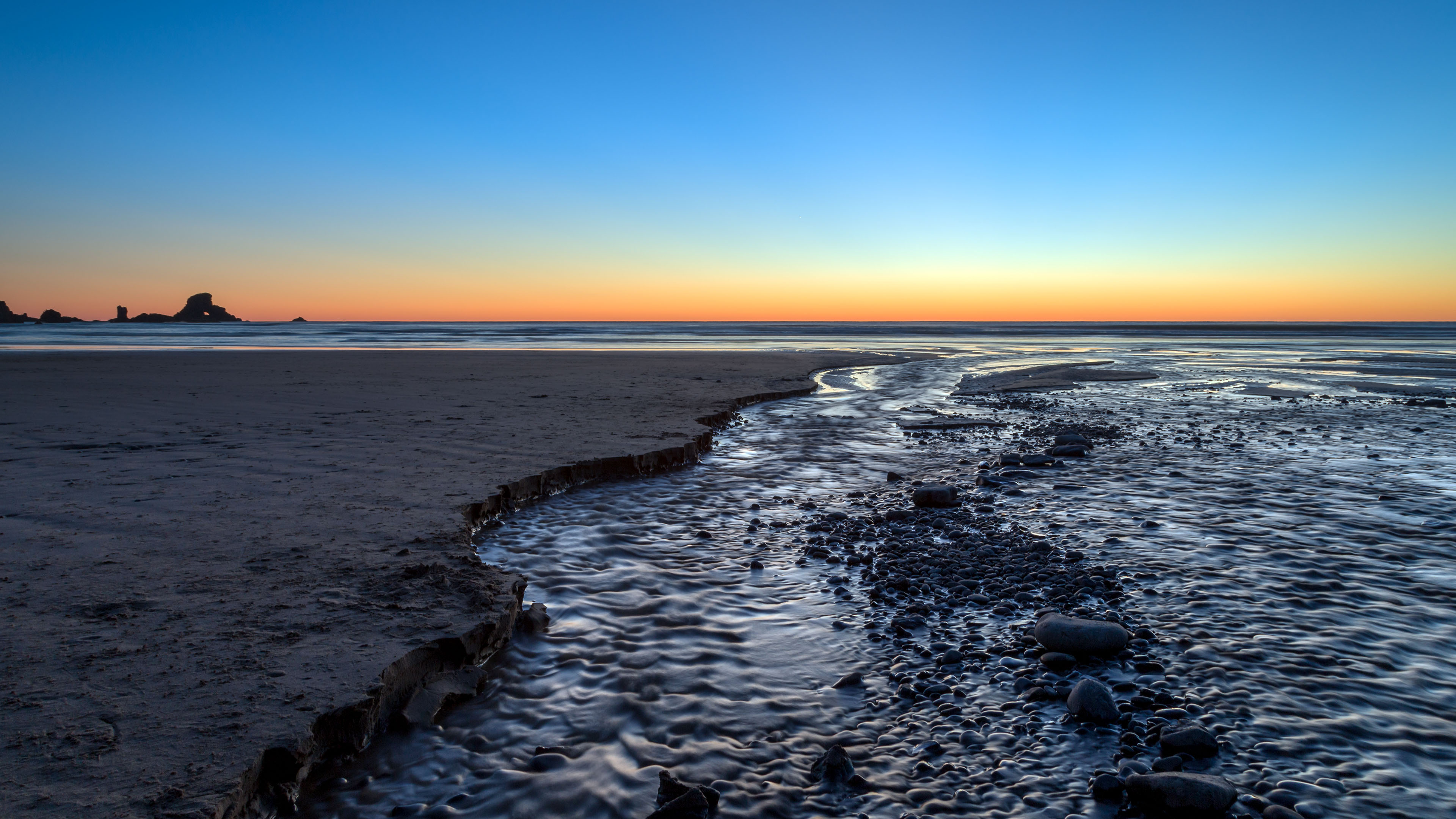 海洋天堂,晚霞,海浪,鹅卵石