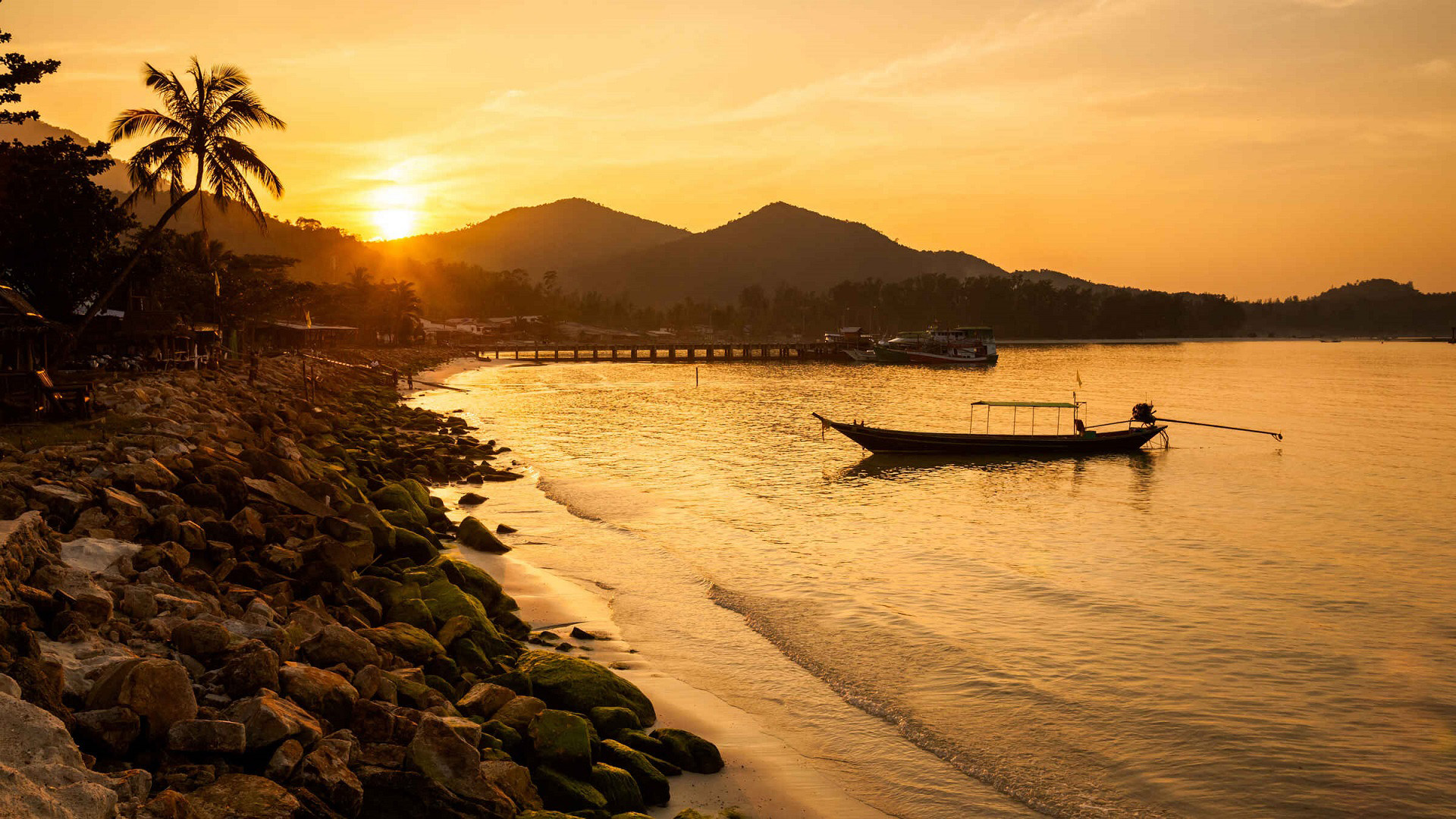 落日余晖,晚霞,小船,波浪