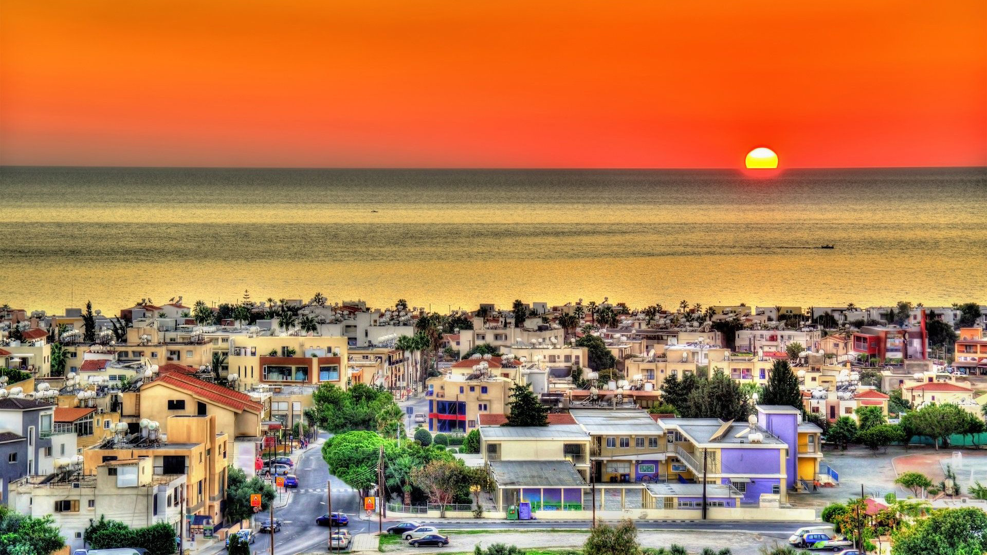 海洋天堂,海滨小镇,日出,海天相接