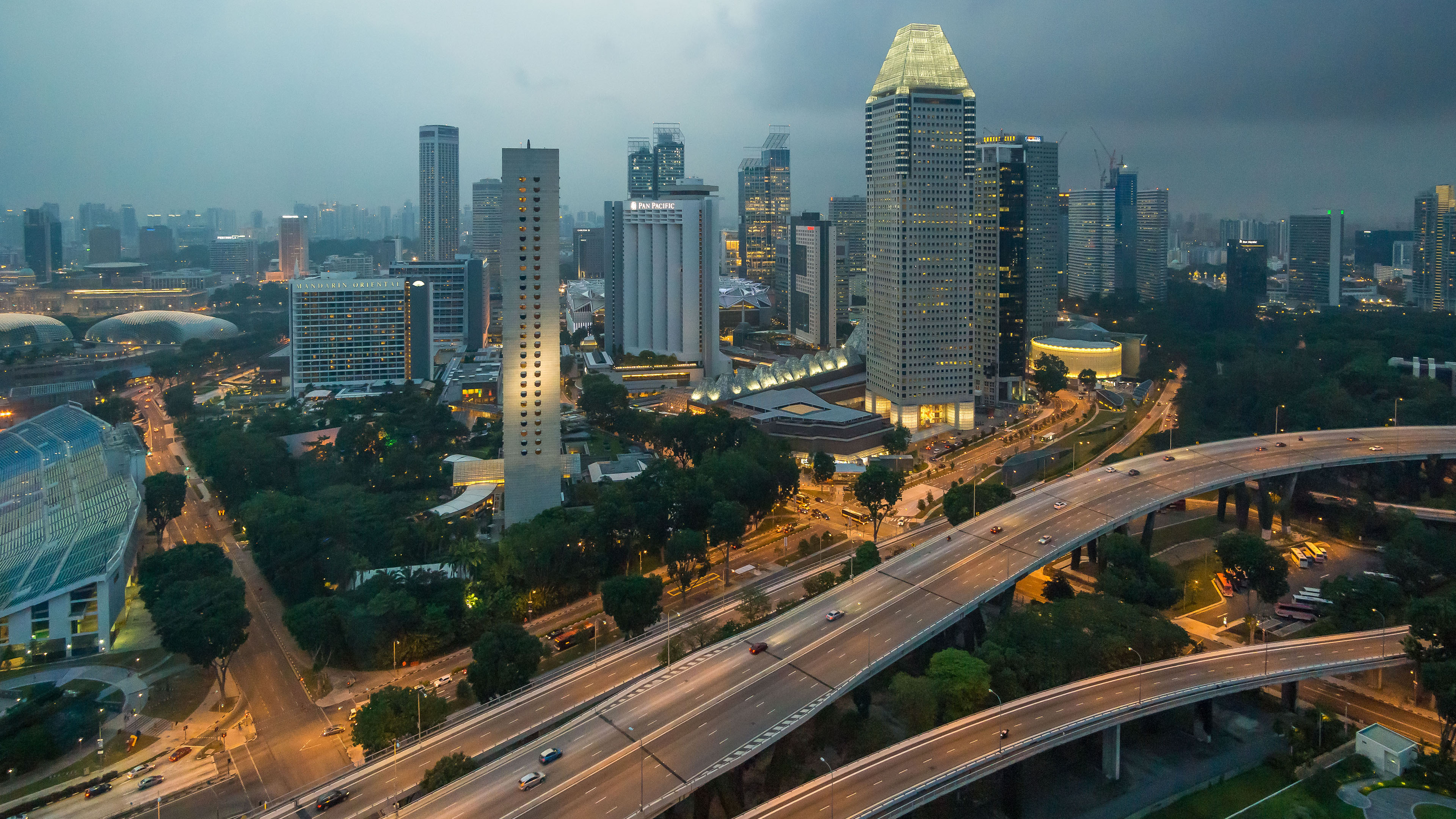 城市夜景,立交桥,高楼,傍晚