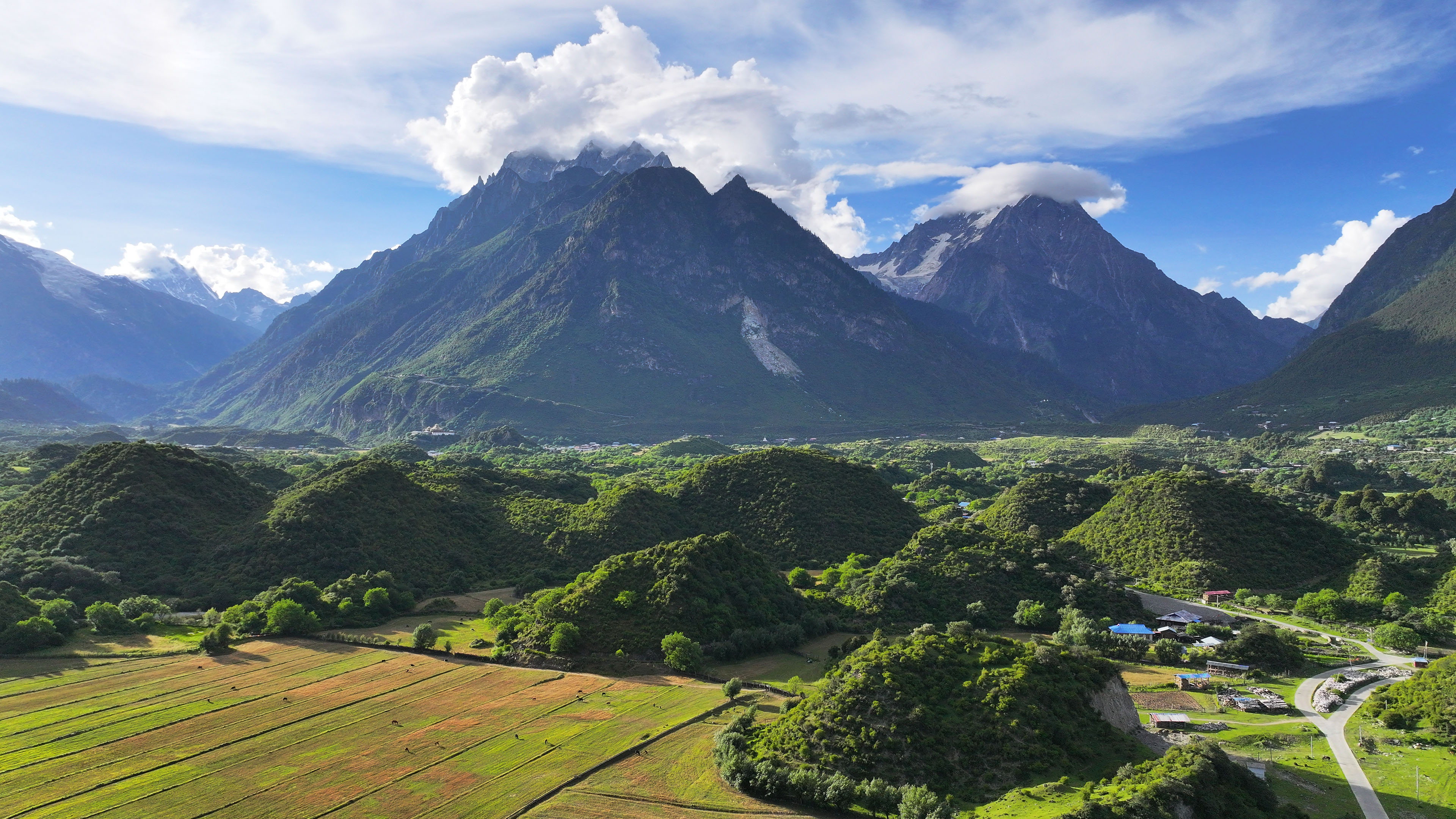 村庄,田地,平原,山川