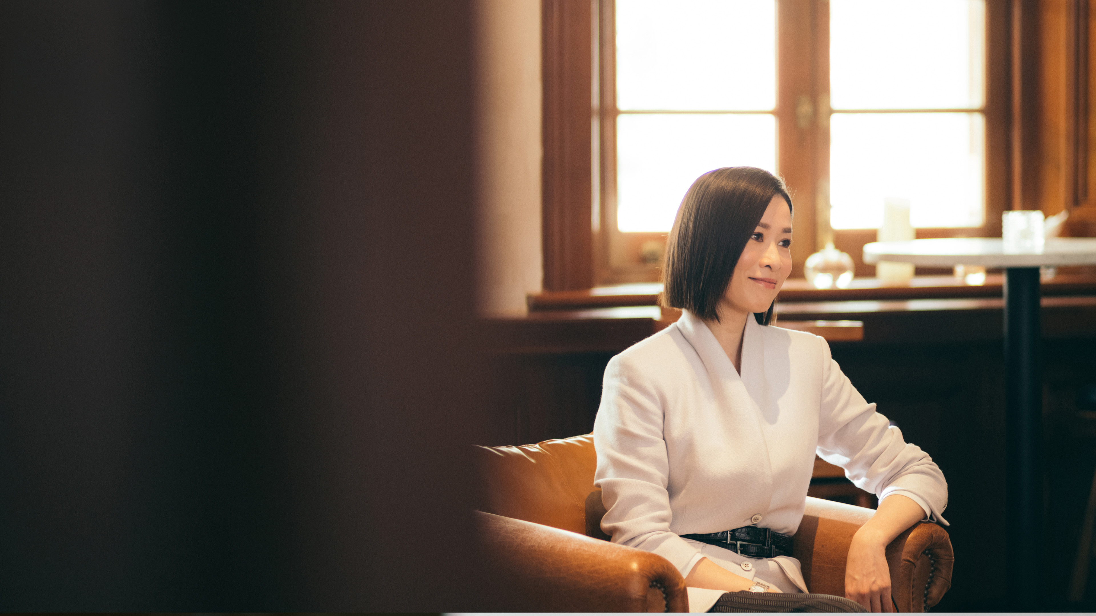 新闻女王,佘诗曼