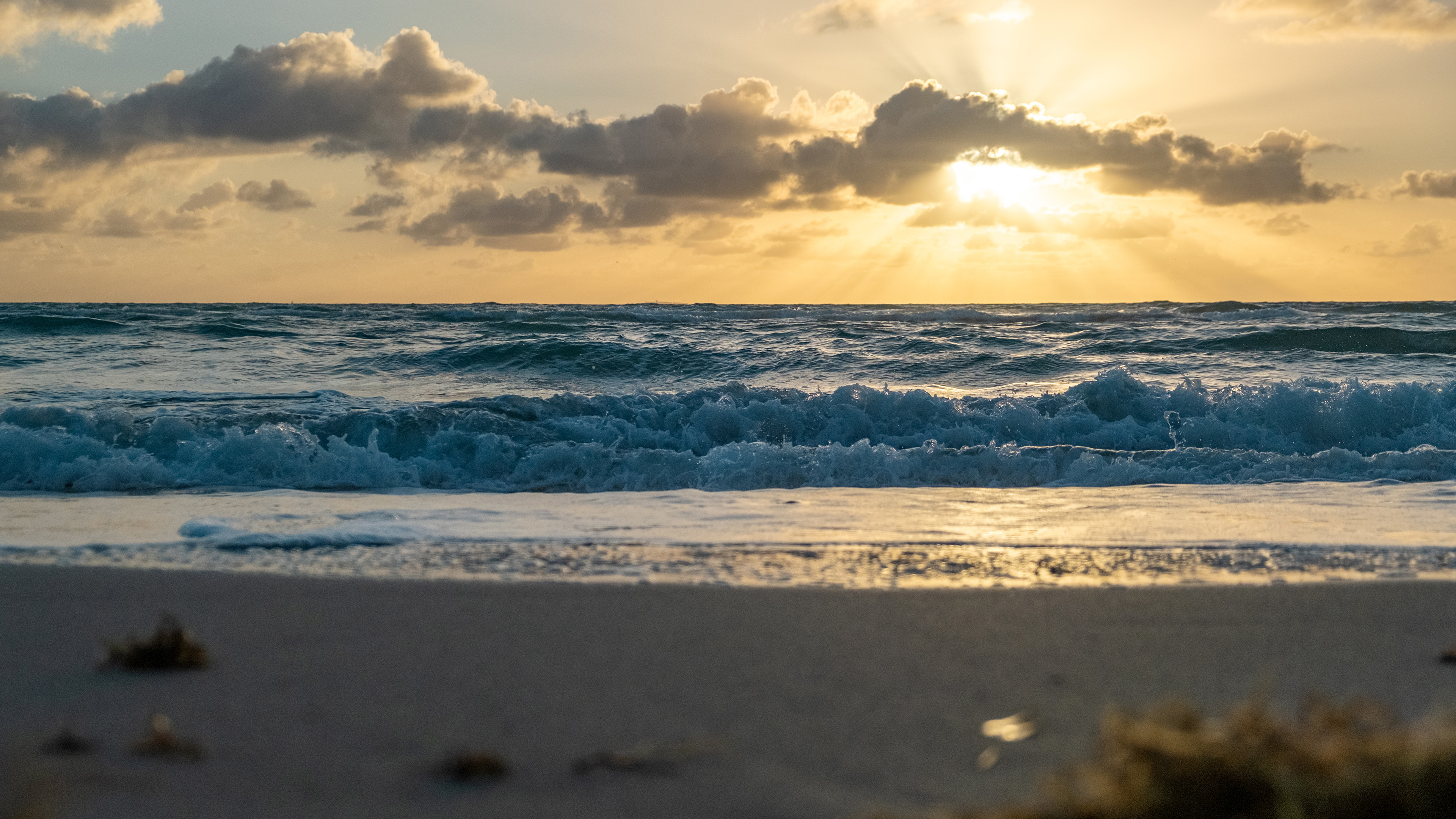 海洋天堂,海浪,阳光,沙滩