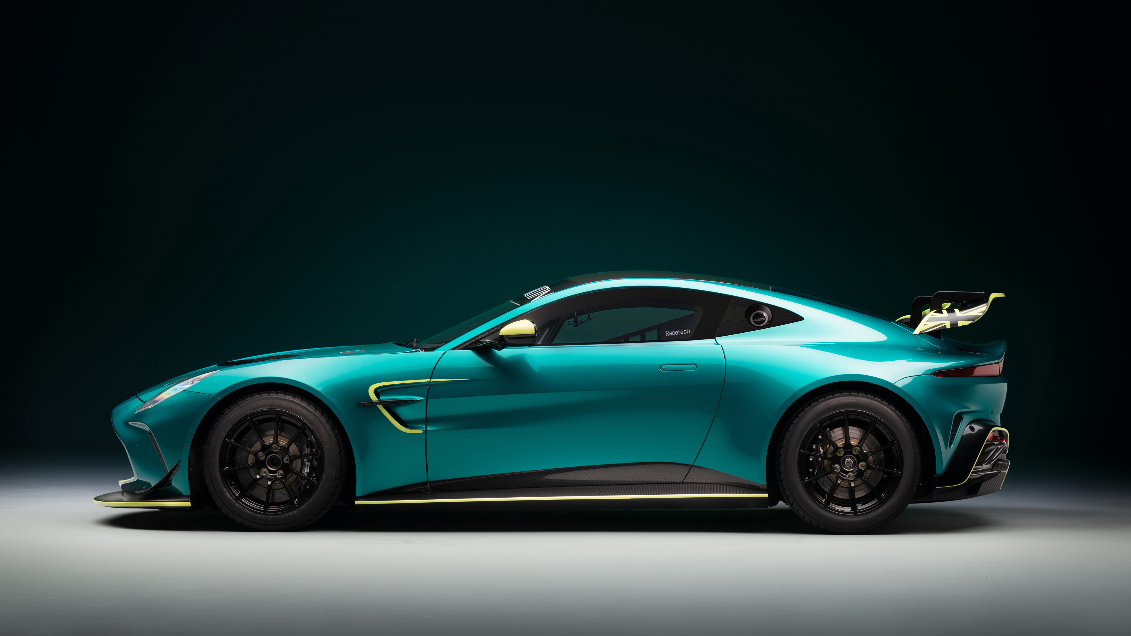 超跑,阿斯顿马丁