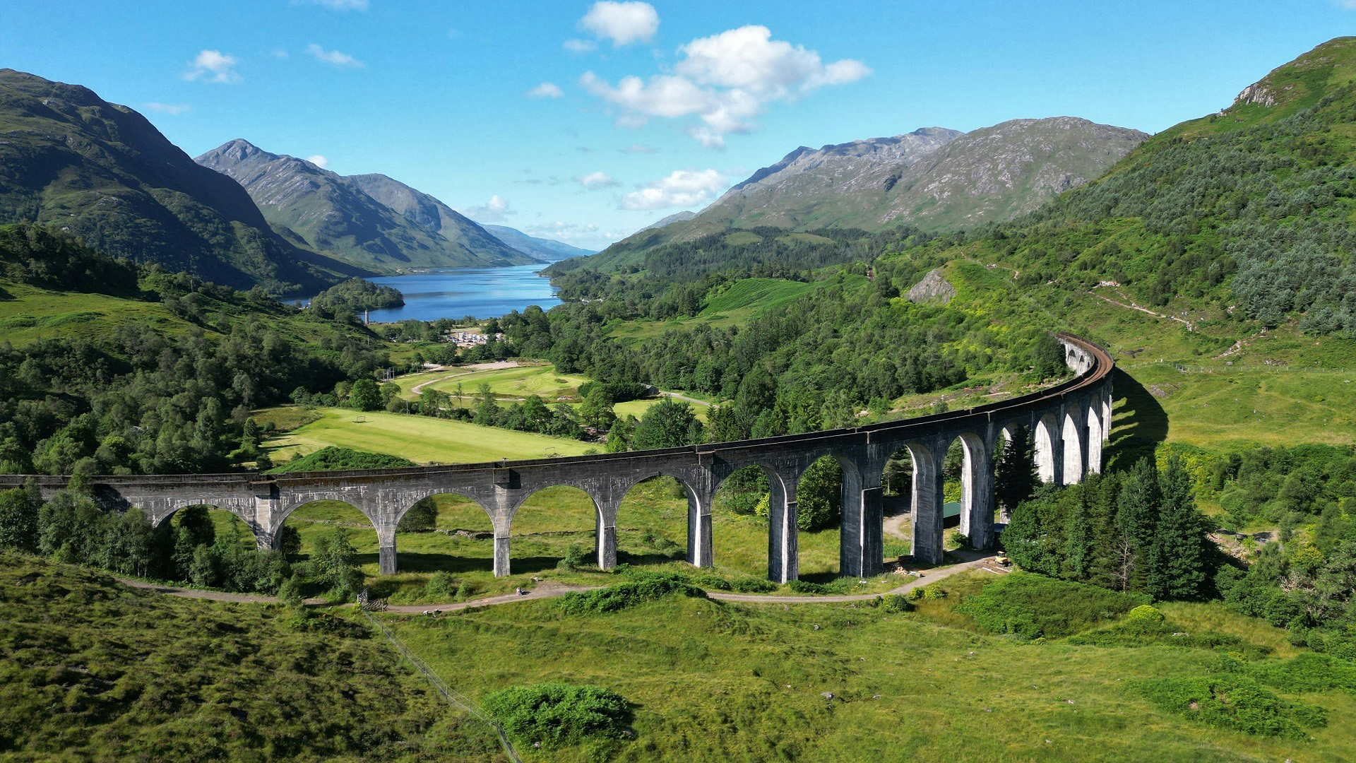 自然风光,高架桥,铁路,山坡