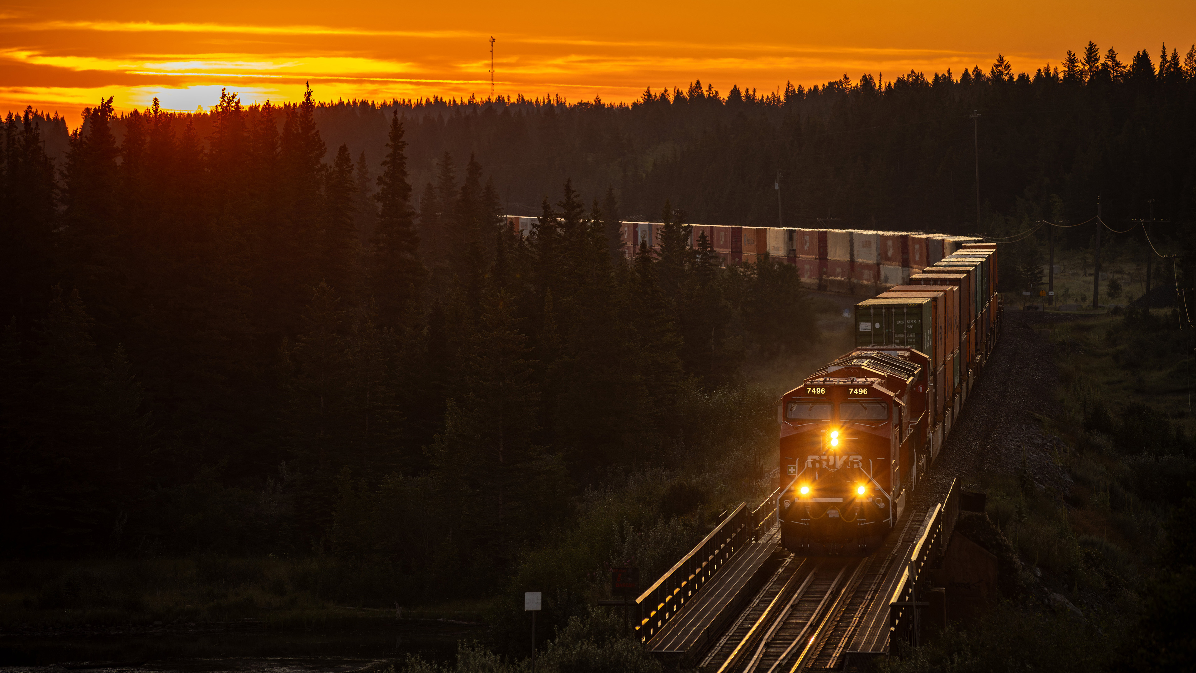 自然风光,日出,火车,货车