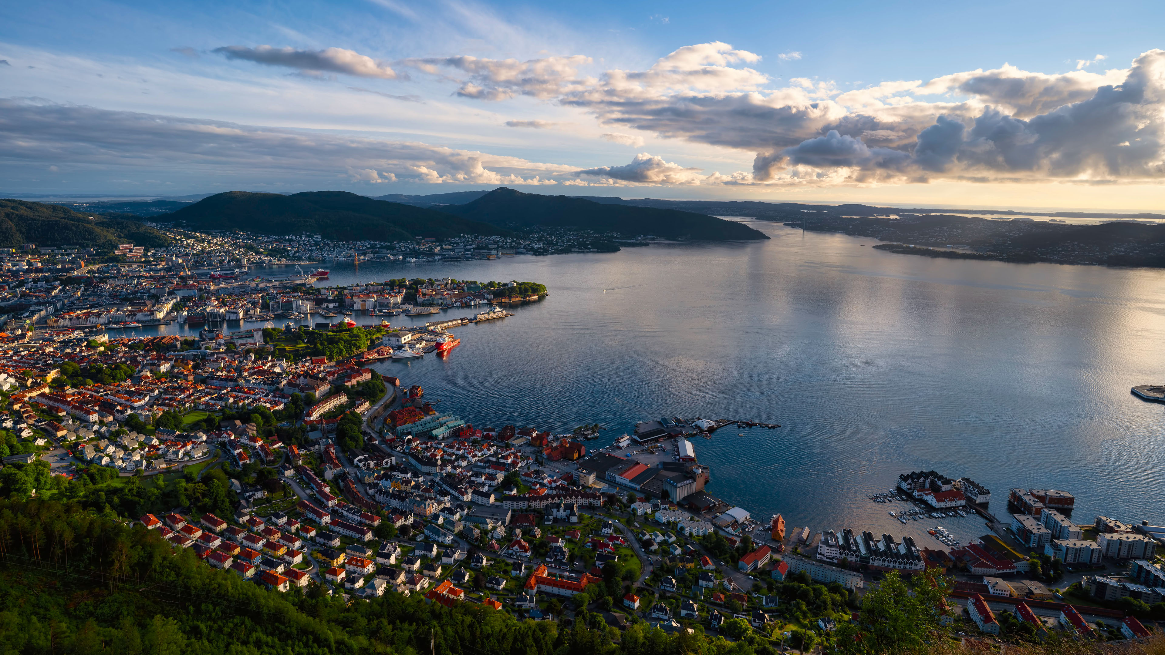 城市夜景,码头,小镇
